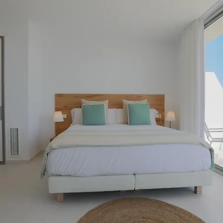 Son Serra Sea Coast Villa *